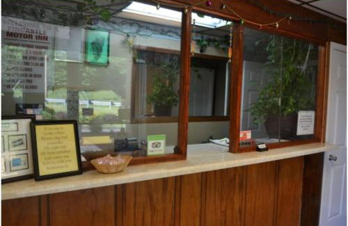 Tazewell Hotel | Capital O Fincastle Motor Inn Tazewell
