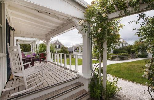 Seabrook House | Captain Morgans by Seabrook Hospitality