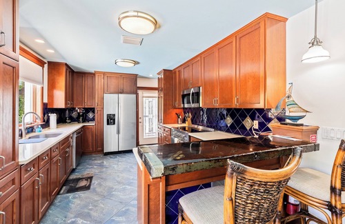 Marathon House | Captains Quarters: 4/4 beautiful ground level canal front home with pool and dockage