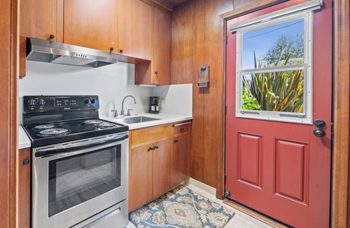 Moss Landing House | Capurro Ranch at Moss Landing - Moss Landing House - 5BR with cottage at Elkhorn Slough