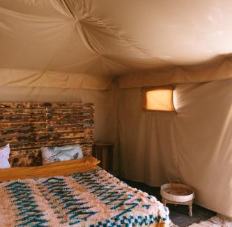 Agafay Hotel | Caravansérail Agafay by Dar Inacamp