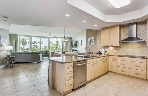Orange Beach East Apartment | Caribe Resort C213 - 3BR Stunning Views - 6 Pools Lazy River