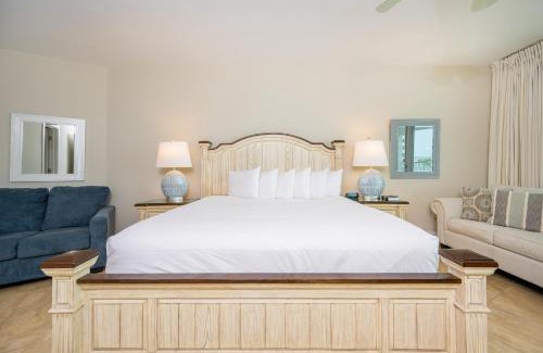 Orange Beach East Apartment | Caribe The Resort C706 condo