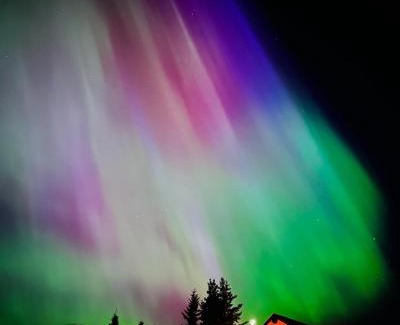 Lac La Hache House | Cariboo Log Guest House
