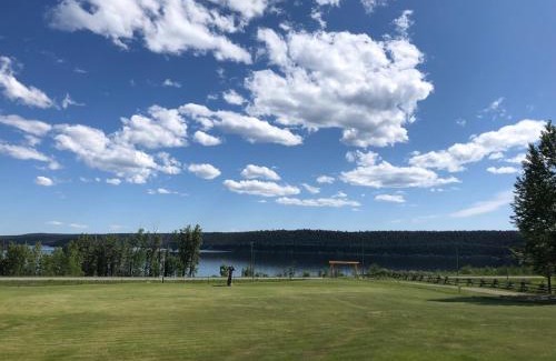 Lac La Hache House | Cariboo Log Guest House