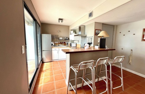 Carnon-Plage Apartment | Carnon Beach Front: Sea view terrace apartment, air-conditioned, 2 bedrooms wifi