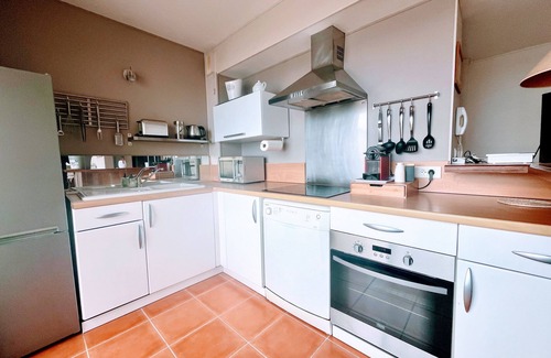 Carnon-Plage Apartment | Carnon Beach Front: Sea view terrace apartment, air-conditioned, 2 bedrooms wifi