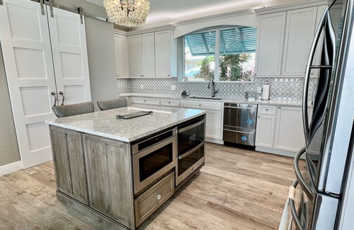 Rum Point House | Carolina Kai - NEWLY BUILT luxury villa, private beach in Rum Point/Cayman Kai