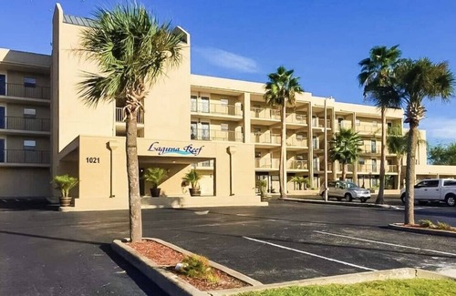 Rockport Condo | Carpe Diem #110 @ Laguna Reef Condominiums