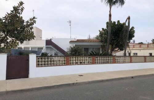 L'Eucaliptus House | Carrer Voramar 11