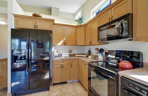 Fruita House | Carriage: 5-Acre Patio Paradise Near Trails