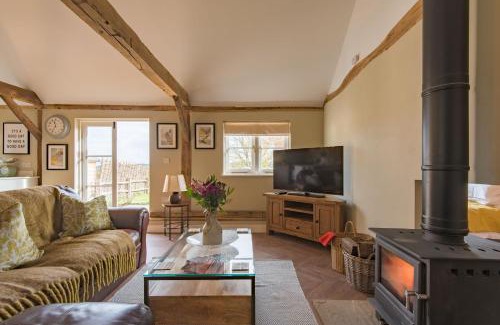 Blackham House | Cart Lodge by Bloom Stays