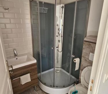 Plonevez-du-Faou House | Casă mică și șarmantă la țară