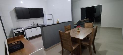 Limeira House | Casa 2 quartos com Garagem