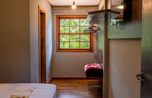 Biguacu House | Casa 3 Suítes, Piscina e Churrasqueira