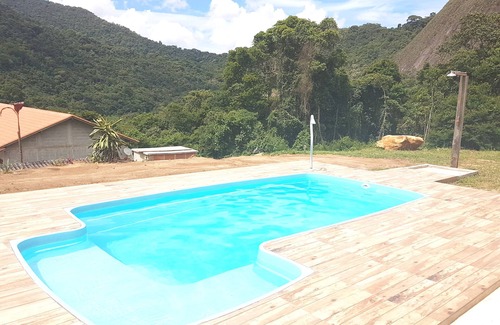 Prata House | Casa 5 Suítes, Piscina e Churrasqueira Privativas em Teresópolis