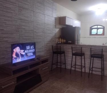 Tamoios House | Casa aconchegante com piscina e churrasqueira