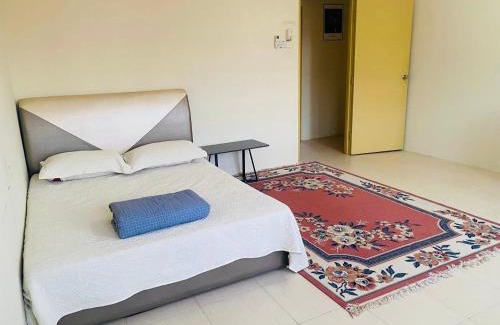 Kampung Air House | CASA ADELIA GUESTHOUSE 2 DESA SOLEHAH