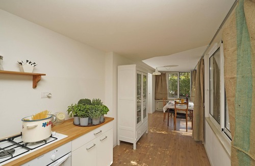 Manerba del Garda Apartment | Casa Alla Rocca in Solarolo
