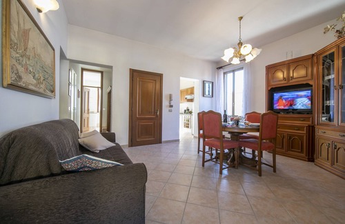 Leggiuno Apartment | Casa Amabile With Salty water Pool, Leggiuno, Italy