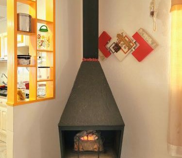 Regiao Urbana Homogenea VIII House | Casa Amarela - 04 quartos, pula-pula e Vista Top!