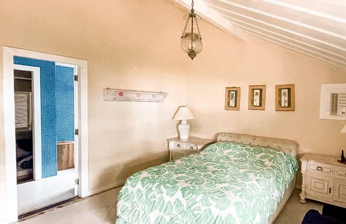 Vila Velha House | Casa Ampla com Praia Privativa, Área Verde, Deck, Churrasqueira e Forno de Pizza