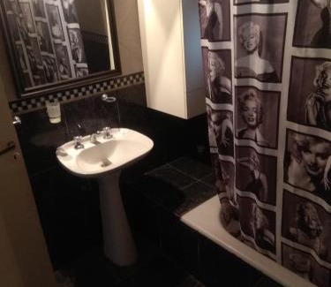 Necochea House | casa amplia, cómoda y céntrica para 5 personas