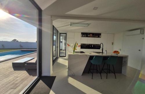 Casal do Pardo Villa | Casa Arendina - Villa Retreat with Heated Pool