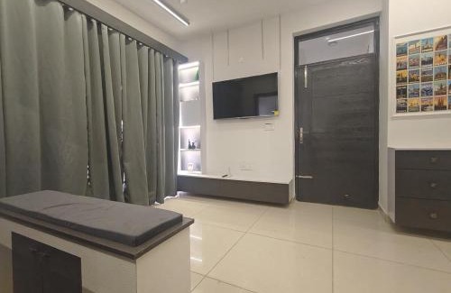 Mohali Apartment | Casa Aurelia - Designer 2Bhk Stay