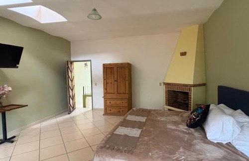 Ajijic Bed & Breakfast | Casa Axixic