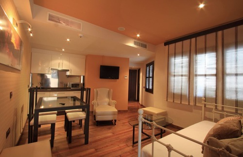 Barrio de la Villa House | Casa Baños de la Villa