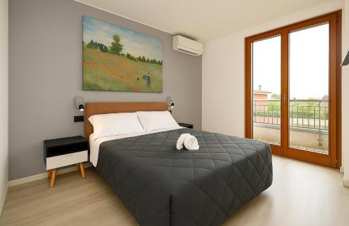 Broglie Apartment | Casa Bacher Pool&GardenPrivate&2,5kilometri to Peschiera del Garda center