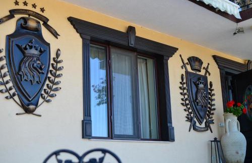 Bata House | Casa Bata