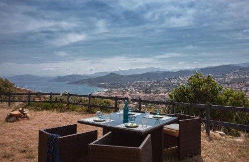 L'Ile-Rousse Apartment | Casa Bianca