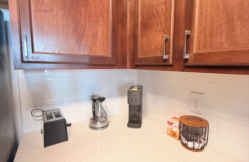 Frisco Apartment | Casa Bloom! WFH friendly , very close proximity to everything FUN in Frisco!