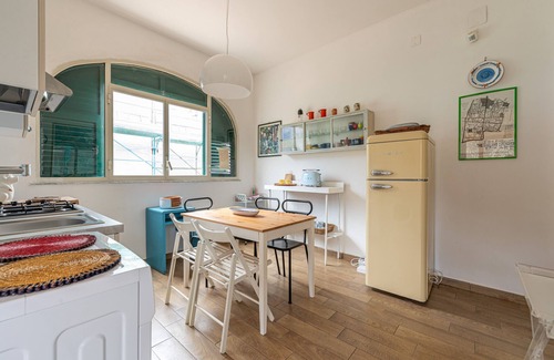 Isola delle Femmine Apartment | Casa Bouganvillea con Terrazza by Wonderful Italy