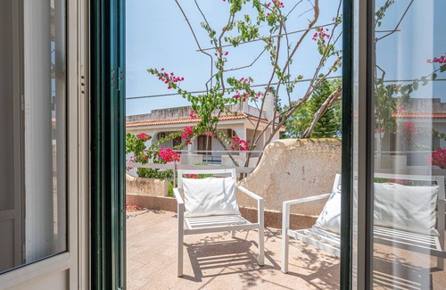 Isola delle Femmine Apartment | Casa Bouganvillea con Terrazza by Wonderful Italy