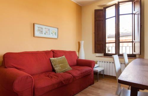 Compignano House | Casa Breccia