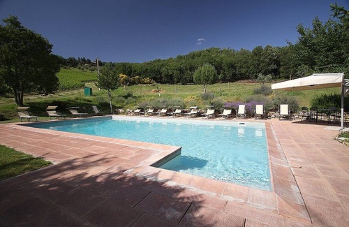 Pontassieve House | Casa Camomilla A: A pleasant and spacious two-story independent house surrounded by meadows and by green hills, with Free WI-FI.