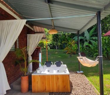 Tena House | Casa Campestre con jacuzzi y quebrada