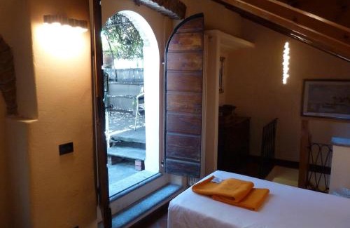 Intra Apartment | Casa Canetta - Mini appartamento in centro a Verbania Intra