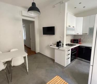 Barriera Vecchia-San Giacomo Apartment | Casa Canova