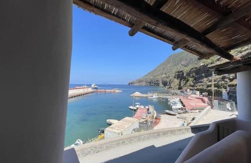 Malfa Apartment | Casa Cappero - sul porto di Malfa