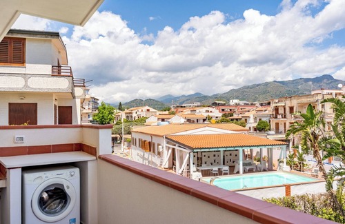 Recanati Apartment | Casa Carlotta - Apartment facing the sea