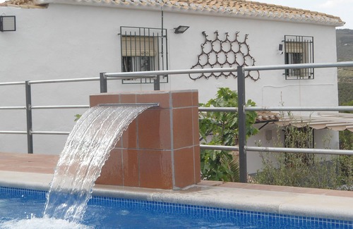 Montefrio Cottage | Casa Carmen, on top of the mountain.