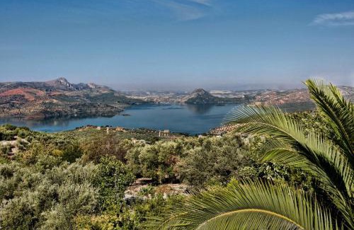 Iznajar House | Casa Carrillo