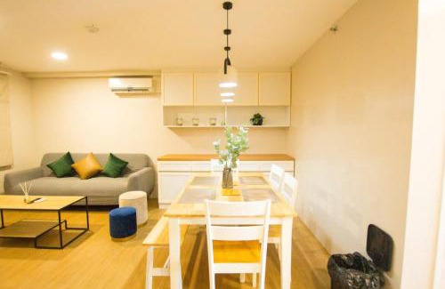 Cebu Apartment | Casa - Coastal Getaway Two-Bedroom Vacation Home with free parking in Amalfi by City de Mare