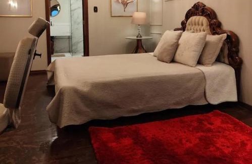 Rio Claro House | Casa Colonial com Suítes e Quartos Privativos - Hospedagem Residencial