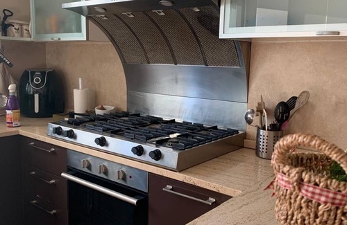 Livorno Bed & Breakfast | Casa Colonica Immersa nel Verde Delle Colline Livornesi, a 10 min dal Mare