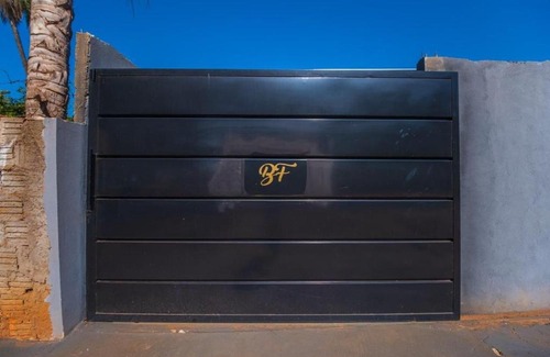 Andradina House | Casa com 2 suítes, cozinha completa , área de lazer, piscina infantil, 10 min do parque aquático